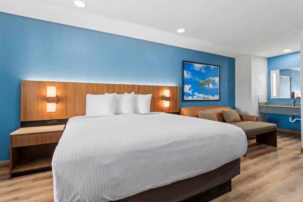 Countryside Inn Sealy Main image